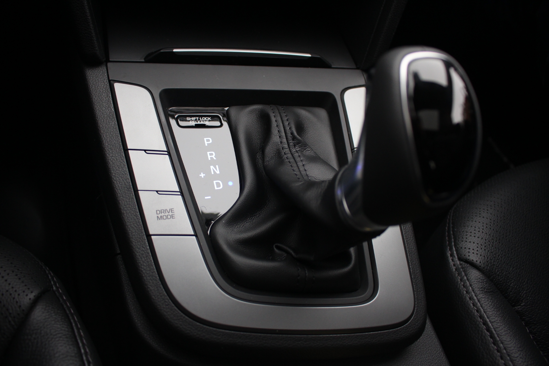 (6色全發+特仕版)「洗鍊歐風 超級進化」Hyundai Super Elnatra 試駕體驗分享