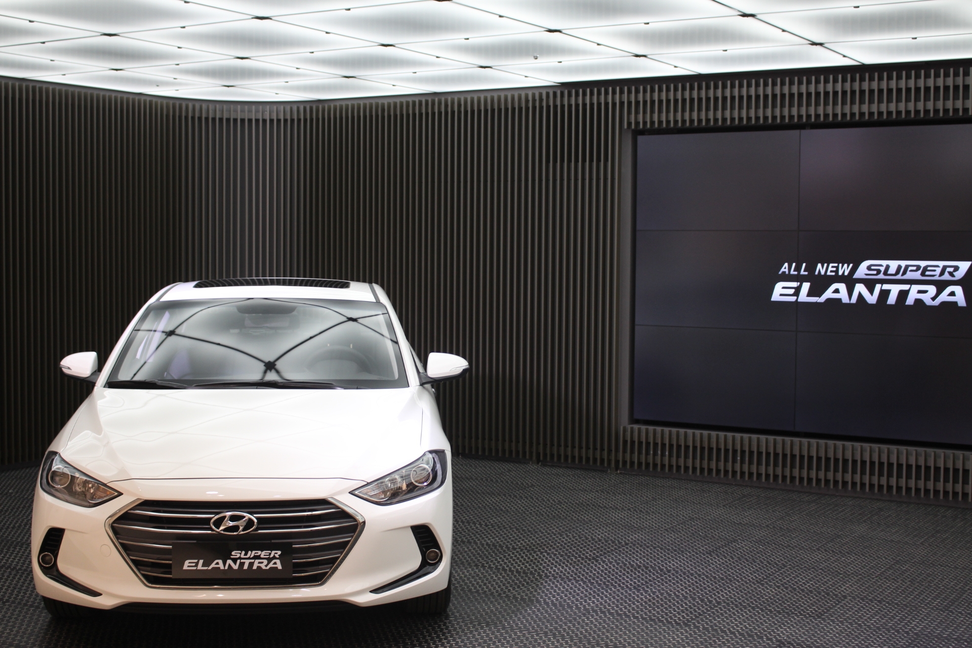 (6色全發+特仕版)「洗鍊歐風 超級進化」Hyundai Super Elnatra 試駕體驗分享