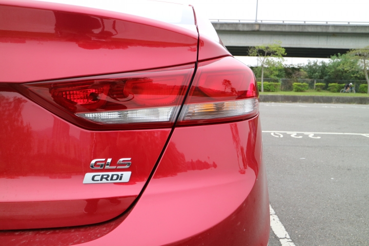 NEW Elantra 1.6柴油交車開箱