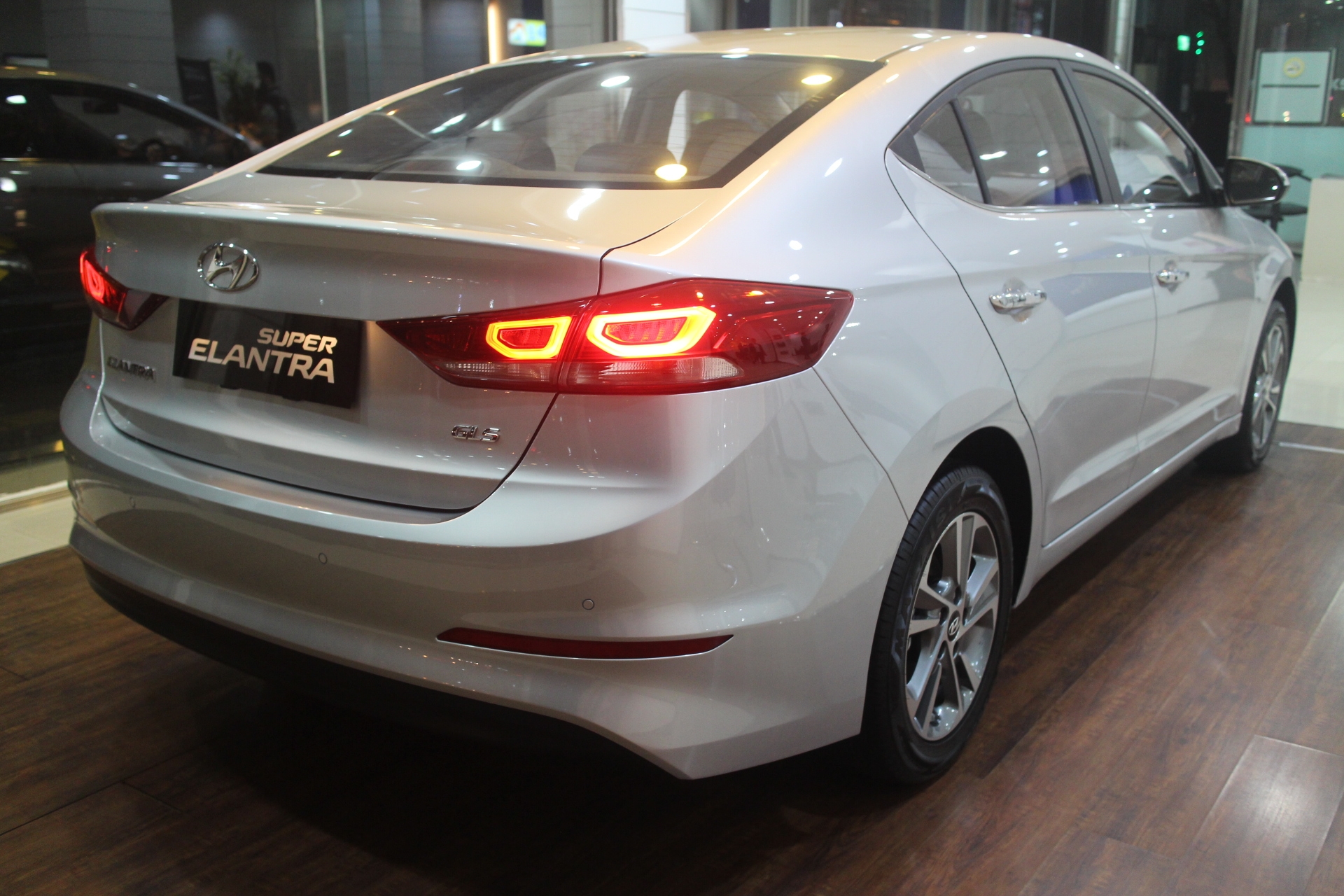 (6色全發+特仕版)「洗鍊歐風 超級進化」Hyundai Super Elnatra 試駕體驗分享