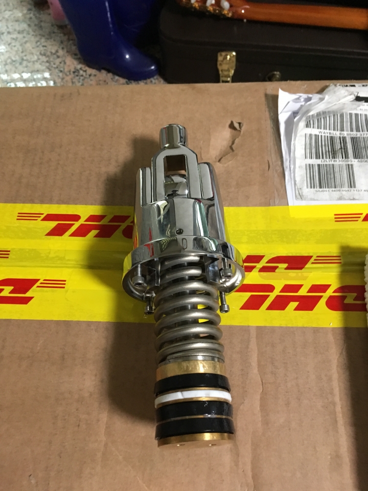 我的第二台拉霸機 LONDINIUM R ~~~ 開箱