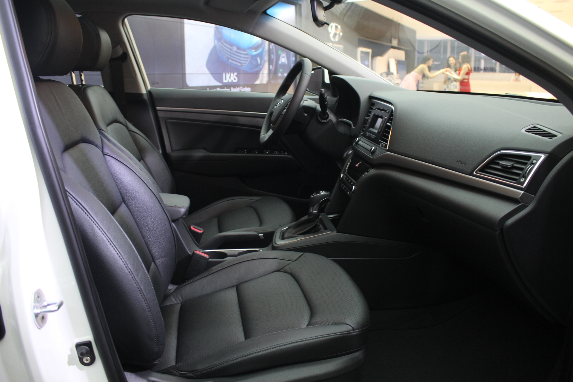 (6色全發+特仕版)「洗鍊歐風 超級進化」Hyundai Super Elnatra 試駕體驗分享