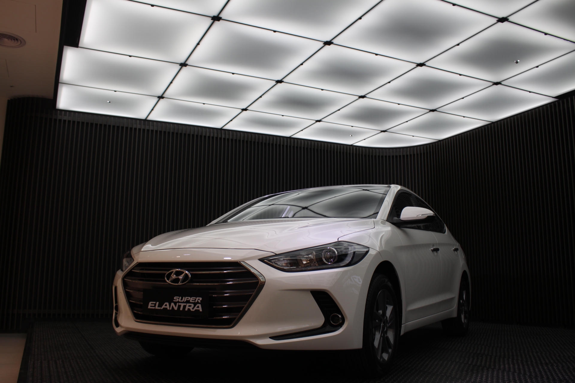 (6色全發+特仕版)「洗鍊歐風 超級進化」Hyundai Super Elnatra 試駕體驗分享