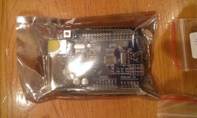 資優班六年級的嚐試:蜘蛛型機器人--開箱文