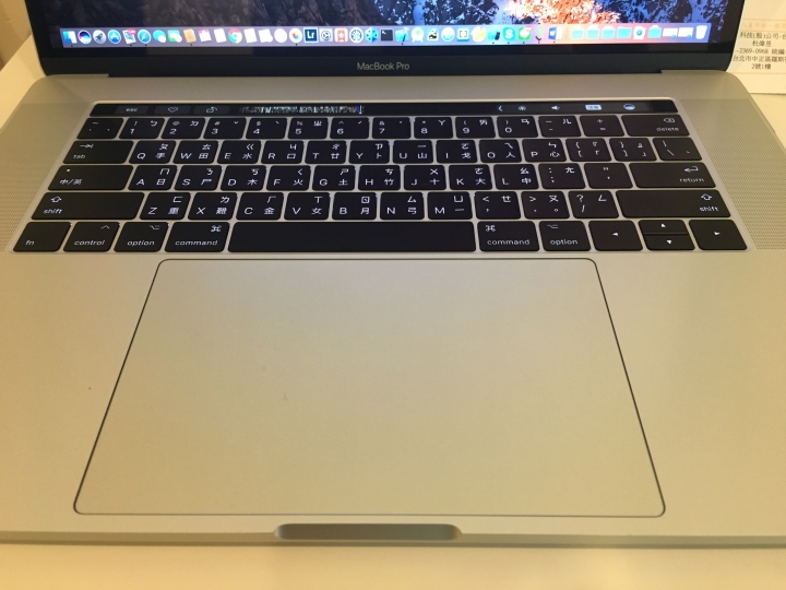 新版MacBook Pro 機殼千萬不要壞 壞了千萬不要去這裡