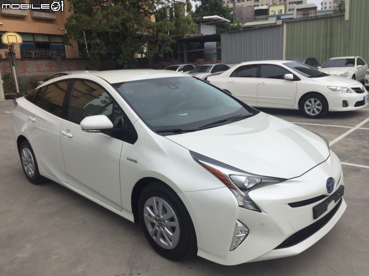 CHR等待遙遙無期,Prius 4交車因緣際會。