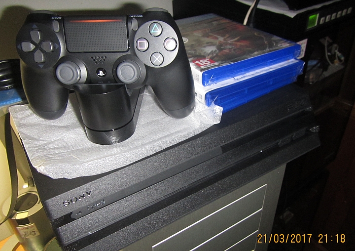 PS4 pro 開箱