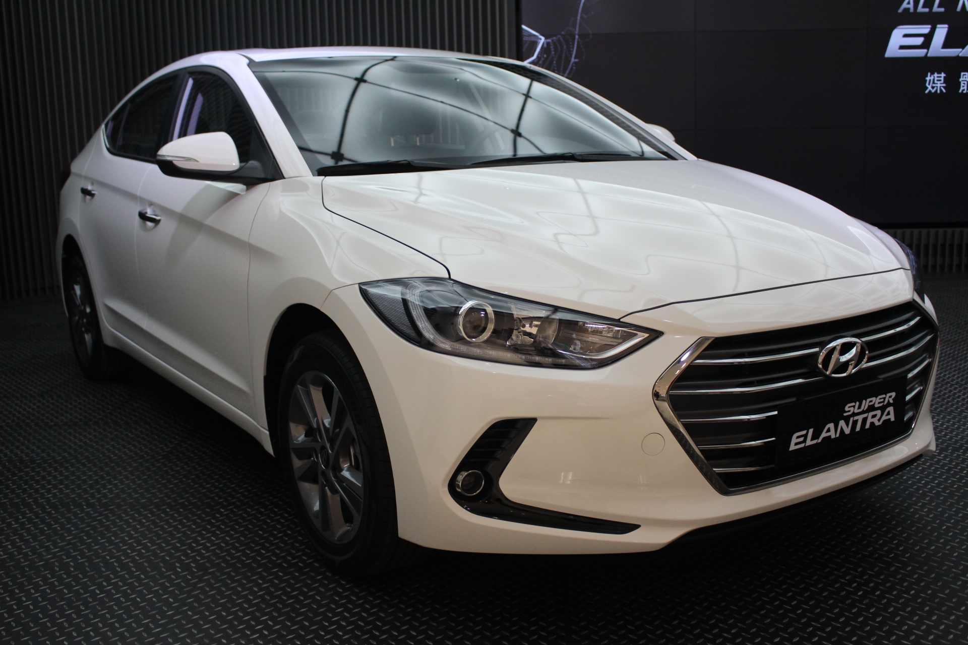 (6色全發+特仕版)「洗鍊歐風 超級進化」Hyundai Super Elnatra 試駕體驗分享
