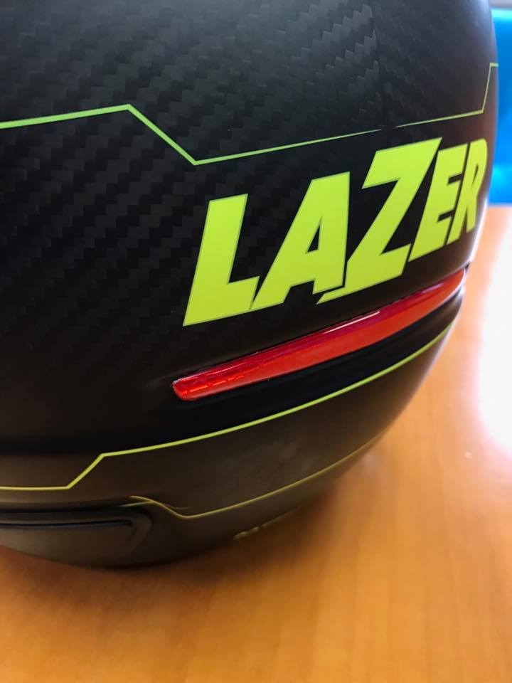 Jarvis Lazer 聯名款智慧安全帽簡易開箱
