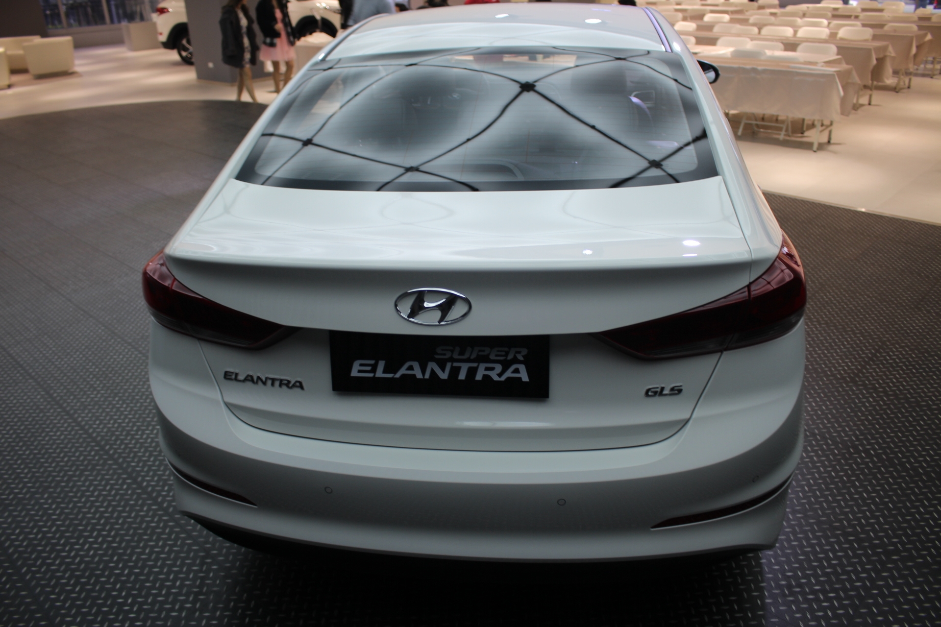 (6色全發+特仕版)「洗鍊歐風 超級進化」Hyundai Super Elnatra 試駕體驗分享