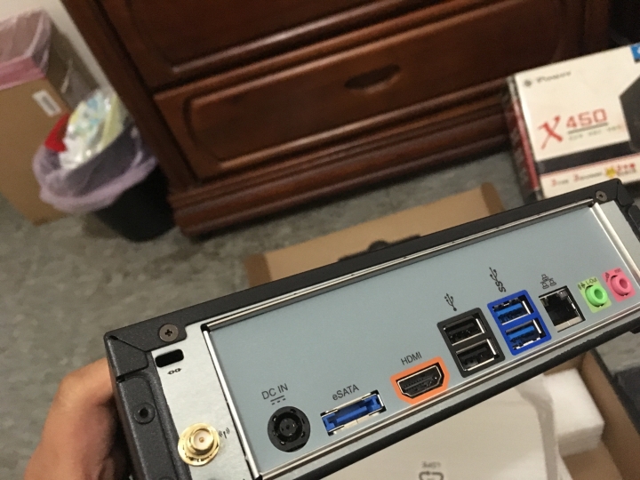 電腦組裝分享 Msi ProBox23 遲來的開箱 圖炸多