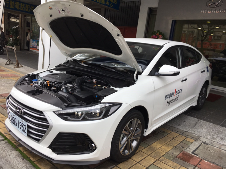 Elantra 1.6 CRDI試乘(滿意分數90分)