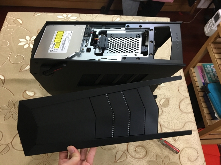 微星 MSI Aegis X3 不專業開箱評測文