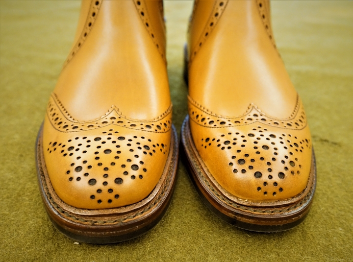 英系手工鞋 Loake Thirsk rubber-soled brogue Chelsea boot 初體驗....