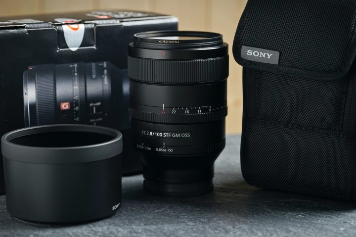 【開箱】FE 100mm F2.8 STF GM簡易開箱測試