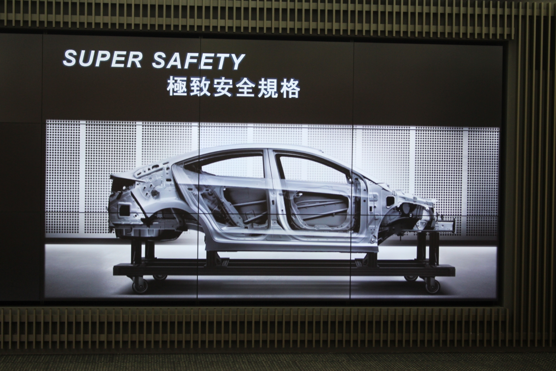 (6色全發+特仕版)「洗鍊歐風 超級進化」Hyundai Super Elnatra 試駕體驗分享