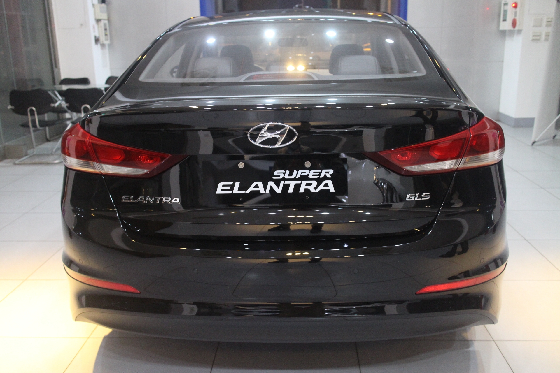 (6色全發+特仕版)「洗鍊歐風 超級進化」Hyundai Super Elnatra 試駕體驗分享