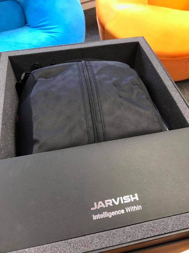 Jarvis Lazer 聯名款智慧安全帽簡易開箱