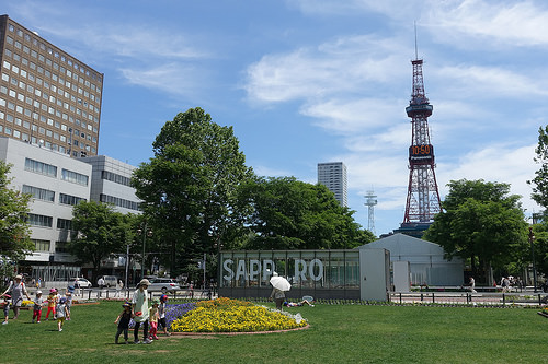 【2016北海道親子行】札幌市區景點。大通公園&札幌電視塔~溜小孩最佳去處