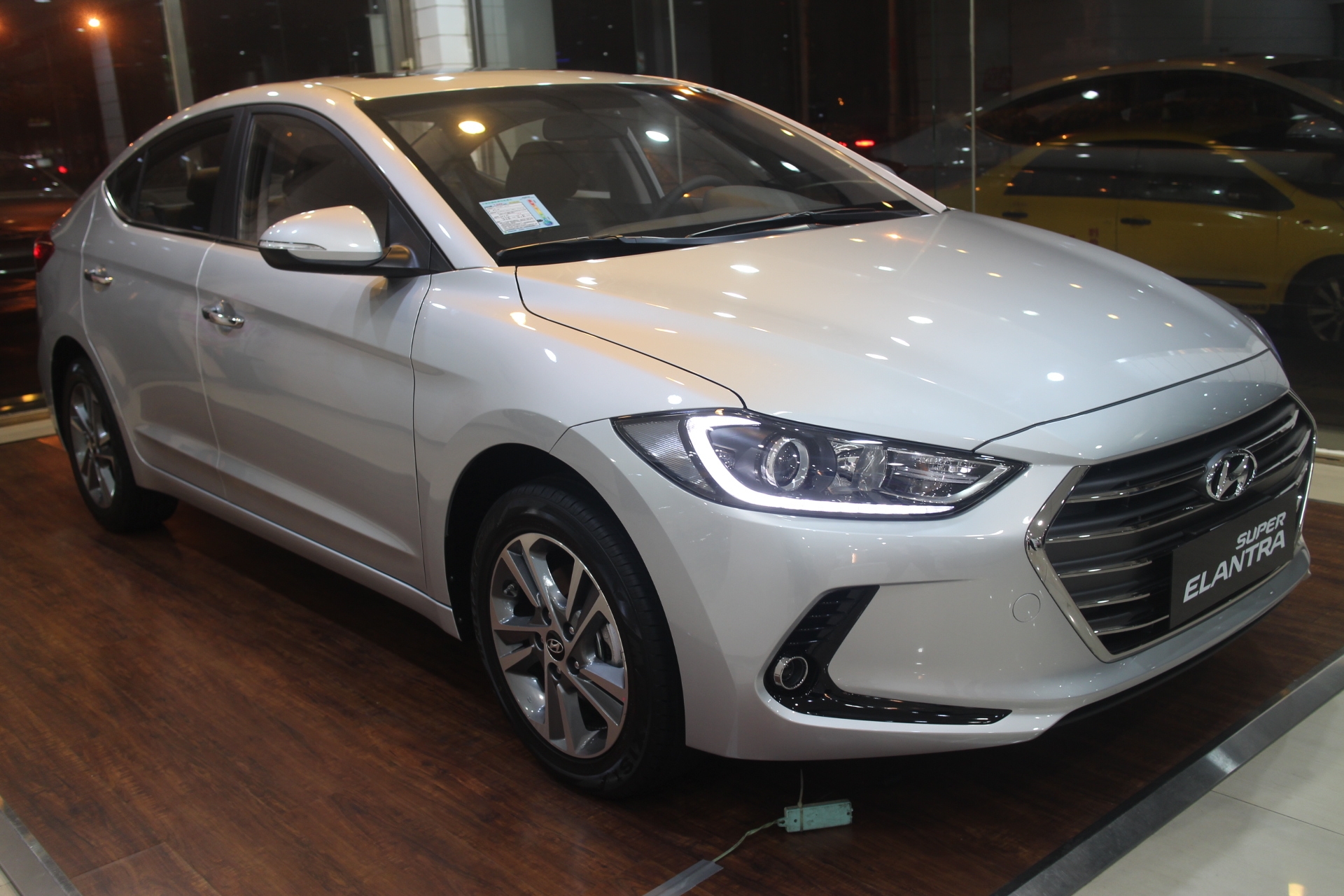 (6色全發+特仕版)「洗鍊歐風 超級進化」Hyundai Super Elnatra 試駕體驗分享