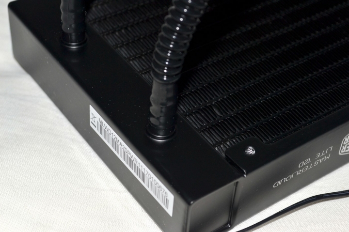 安裝簡易 平價高效 Cooler Master MasterLiquid Lite 120一體式水冷散熱器評測