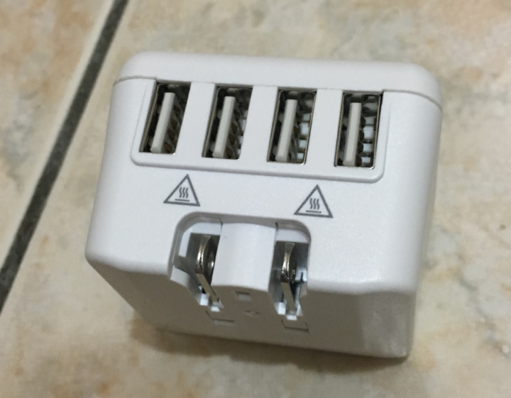 多輸出充電器開箱分享