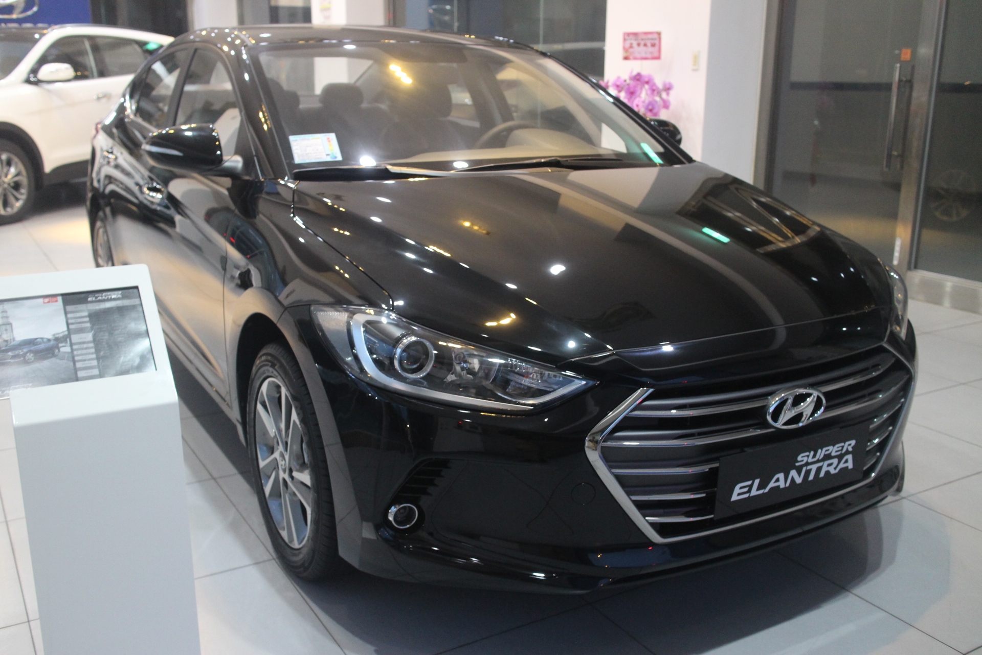 (6色全發+特仕版)「洗鍊歐風 超級進化」Hyundai Super Elnatra 試駕體驗分享