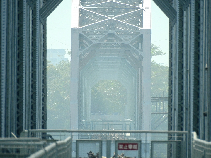 花25元,寫了Nikon D5600的開箱文。