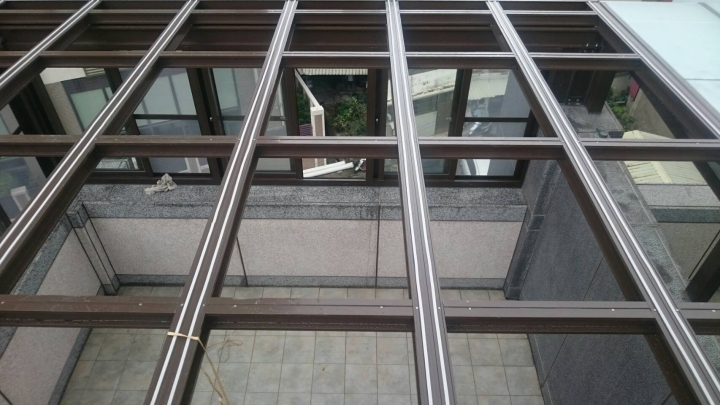 裝潢分享4:我們家的採光罩