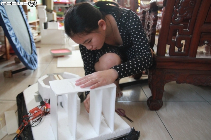 和女兒一起做的自然作業 氣墊船