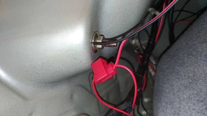 2004 Sentra M1 前後行車紀錄器 DIY 安裝 (後鏡頭、攝影)
