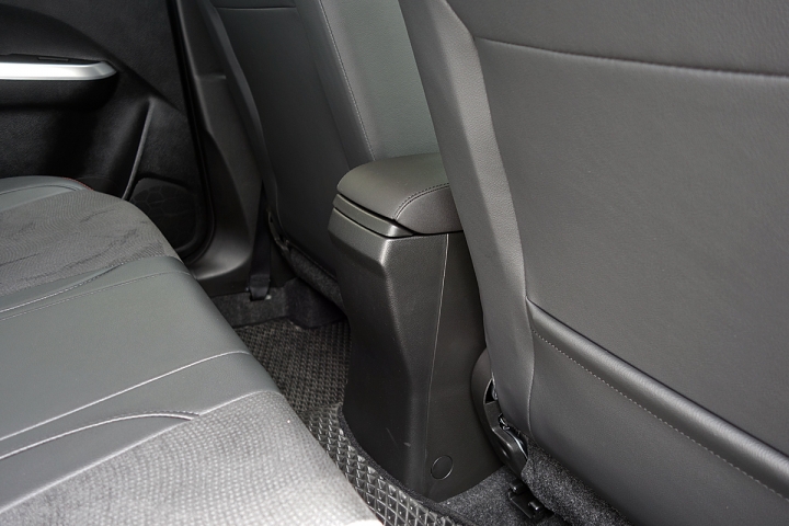Vitara 1.4 4WD 小改內裝