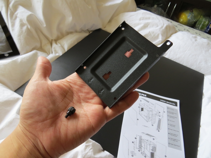 【開箱】Raidmax 雷德曼 Sigma (黑色款) 電競機殼 電腦機殼 2017 新款機殼 (空機殼展示)