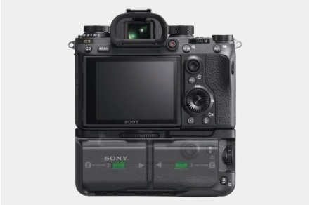 【快訊】Sony A9發表 2420萬畫素 每秒20張連拍 693個自動對焦點