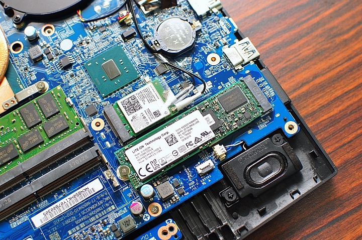 GIGABYTE Sabre 15 搭配炫麗RGB鍵盤,強勁出鞘