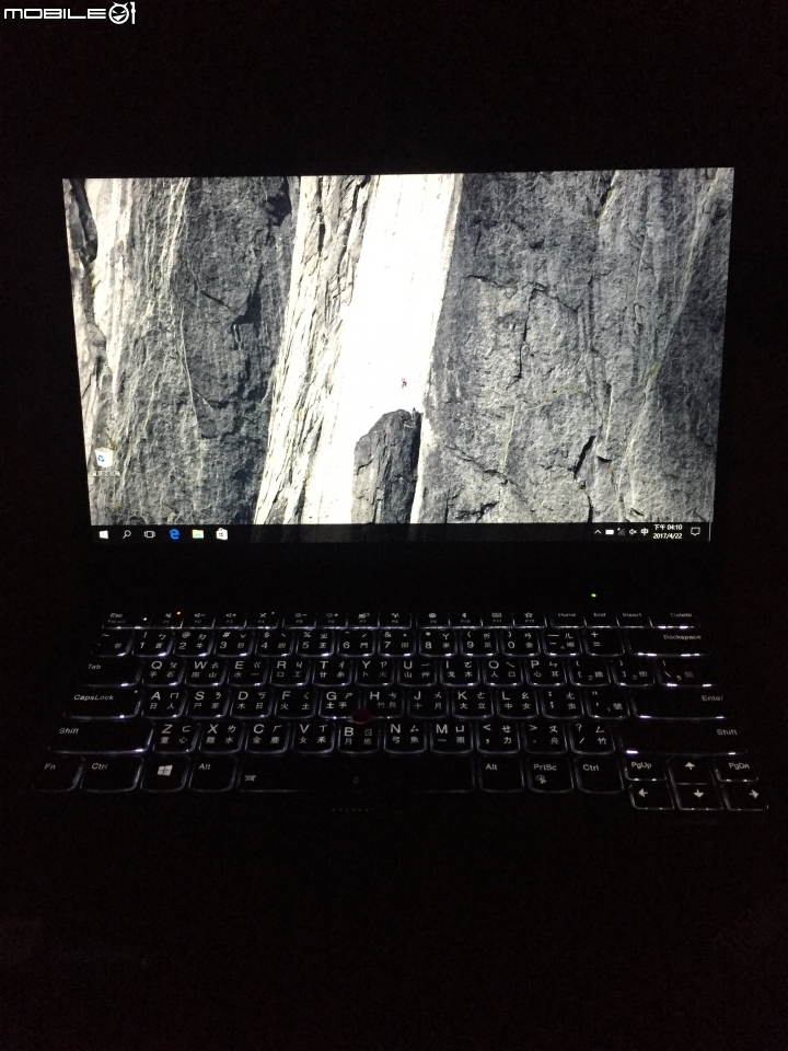 ThinkPad X1 Carbon (第五代) 入手