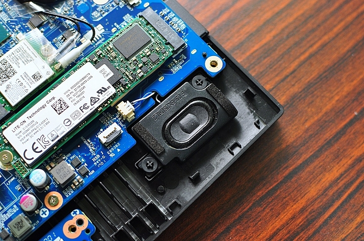 GIGABYTE Sabre 15 搭配炫麗RGB鍵盤,強勁出鞘