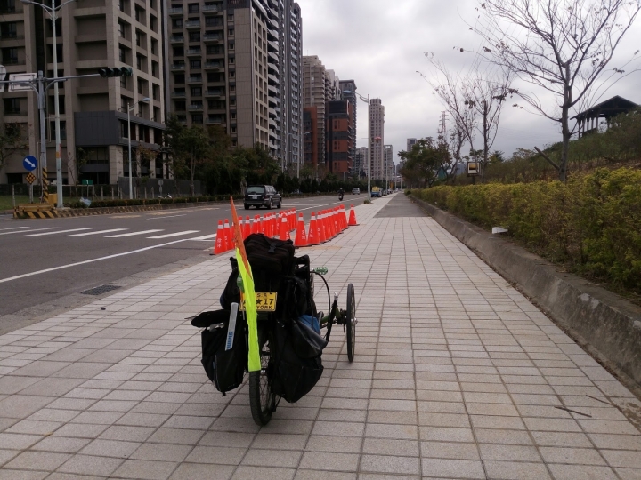 三輪斜躺車24天流浪式環島全紀錄(圖片非常多)