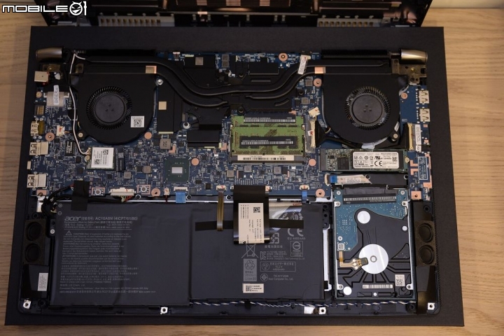 新入手搶先開箱的ACER VN7-593G-76N4電競筆電
