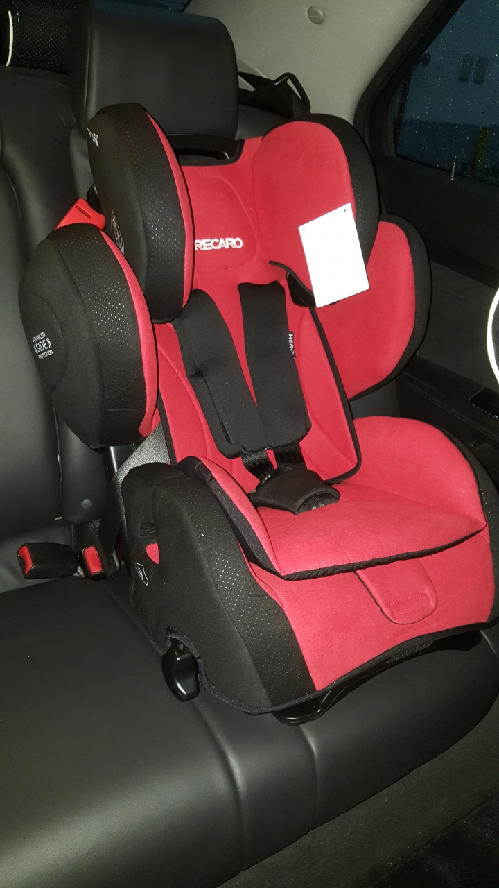 Recaro young sport hero訂購開箱文