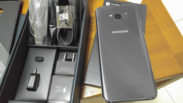 S8+ 退預購.中華電信買到現機