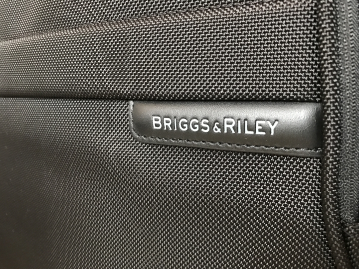 BRIGGS & RILEY U122CXSP-4 22吋登機箱開箱