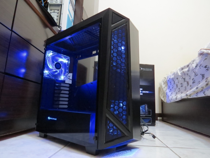 【開箱】Raidmax 雷德曼 Sigma (黑色款) 電競機殼 電腦機殼 2017 新款機殼 (空機殼展示)