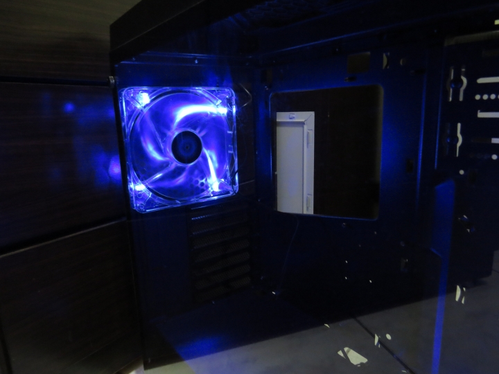 【開箱】Raidmax 雷德曼 Sigma (黑色款) 電競機殼 電腦機殼 2017 新款機殼 (空機殼展示)