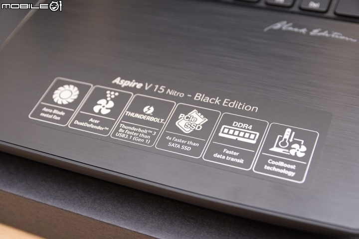 新入手搶先開箱的ACER VN7-593G-76N4電競筆電