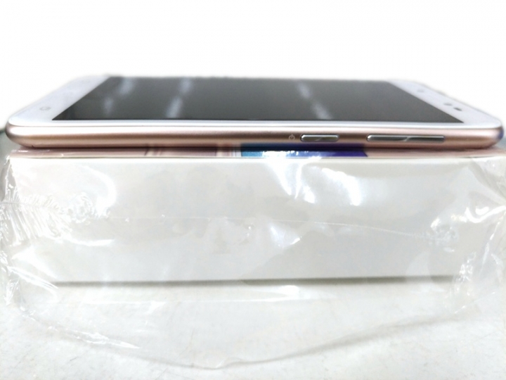 FB直播也能施展還你漂漂拳 - Asus ZenFone Live ZB501KL 直播即時美顏機