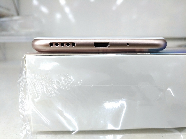 FB直播也能施展還你漂漂拳 - Asus ZenFone Live ZB501KL 直播即時美顏機