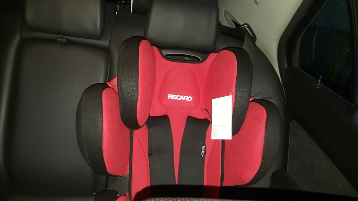 Recaro young sport hero訂購開箱文