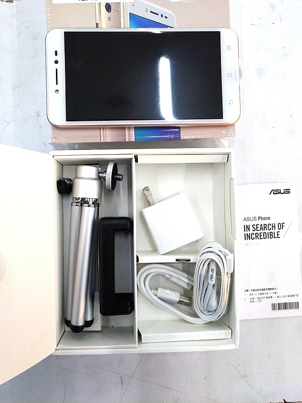 FB直播也能施展還你漂漂拳 - Asus ZenFone Live ZB501KL 直播即時美顏機
