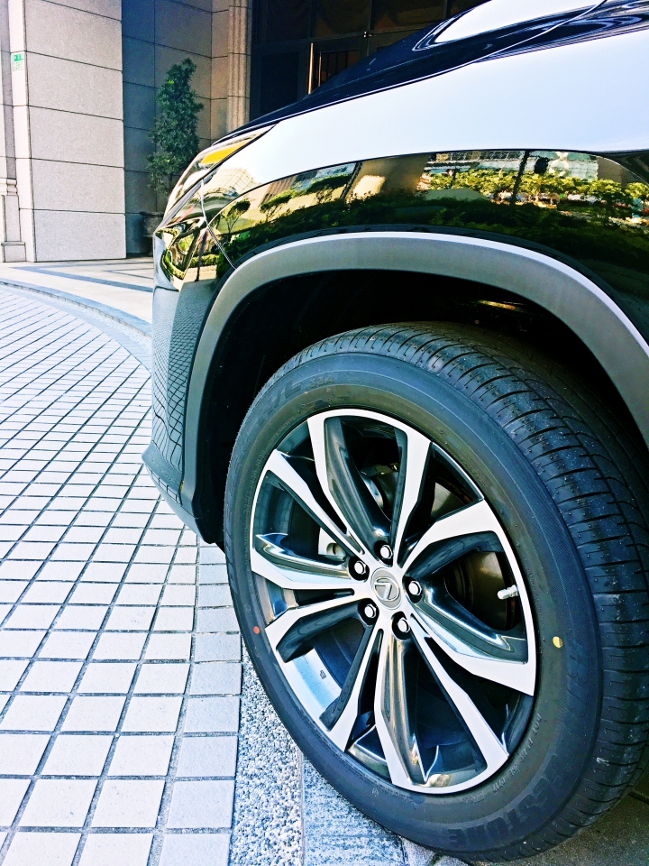 Lexus休旅 RX200T開心的購車&不專業開箱